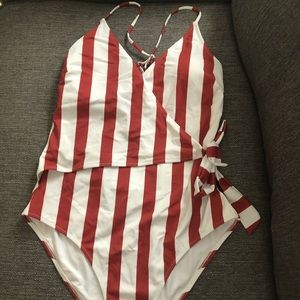 Cupshe One Piece Swim Suit - Size XL